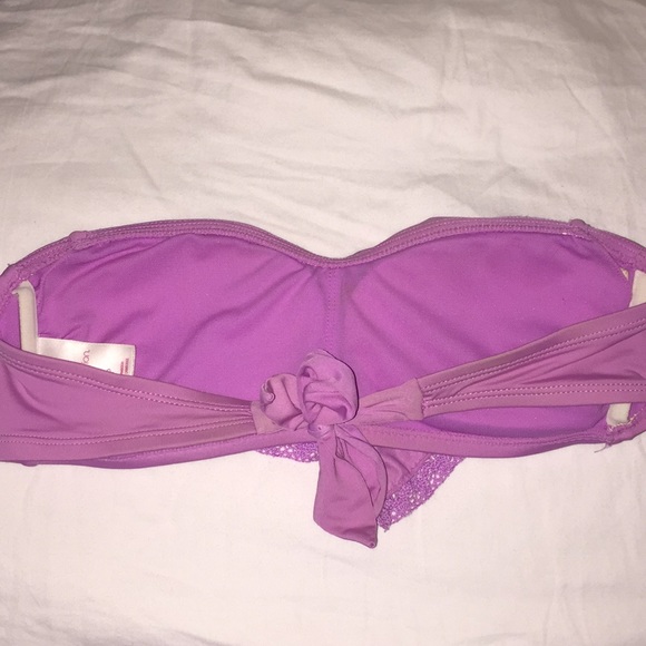 Bikini with lace - Picture 2 of 3